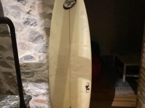 Tenan surfboard 6’3-18.5-2.25
