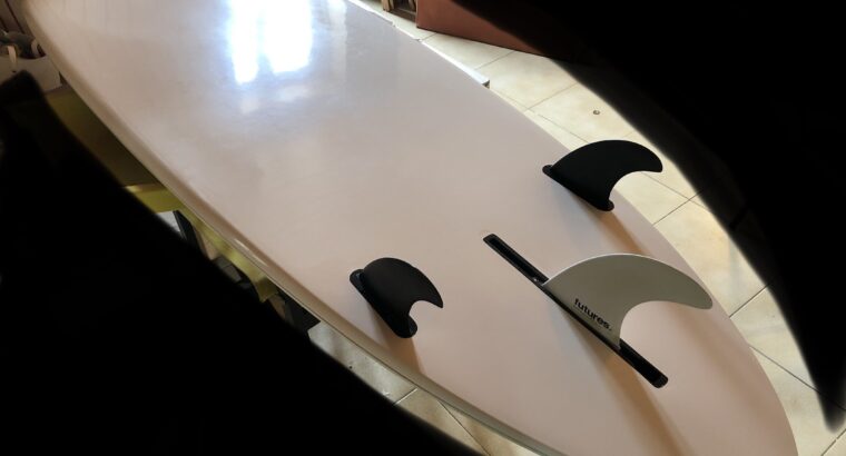 Planche de Surf Shortboard 6’4 » + Leach