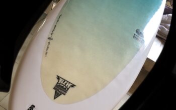 Planche de Surf Shortboard 6’4 » + Leach