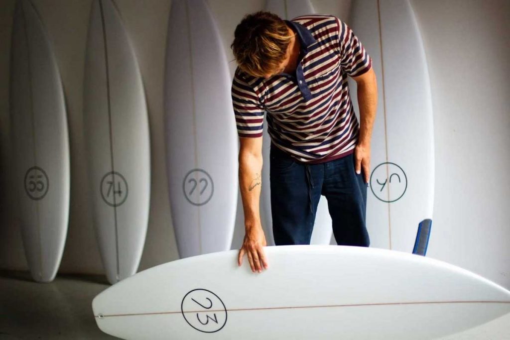 Surfing Vox Surf Board